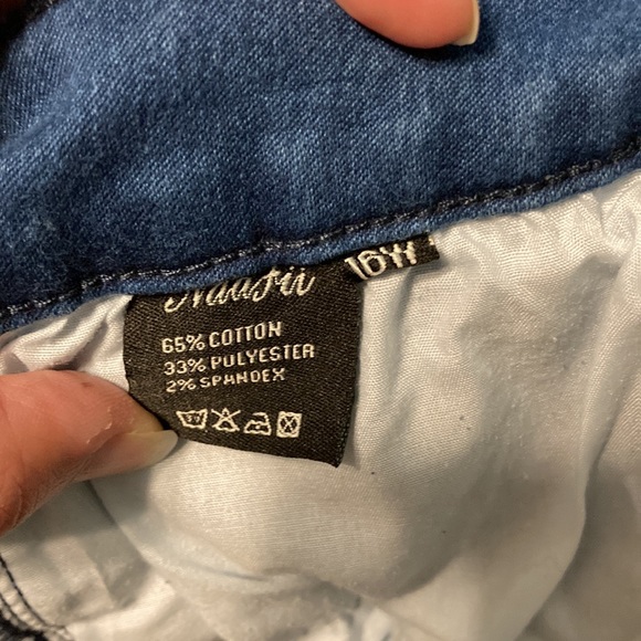 Naafii wide leg Capri - Picture 3 of 4